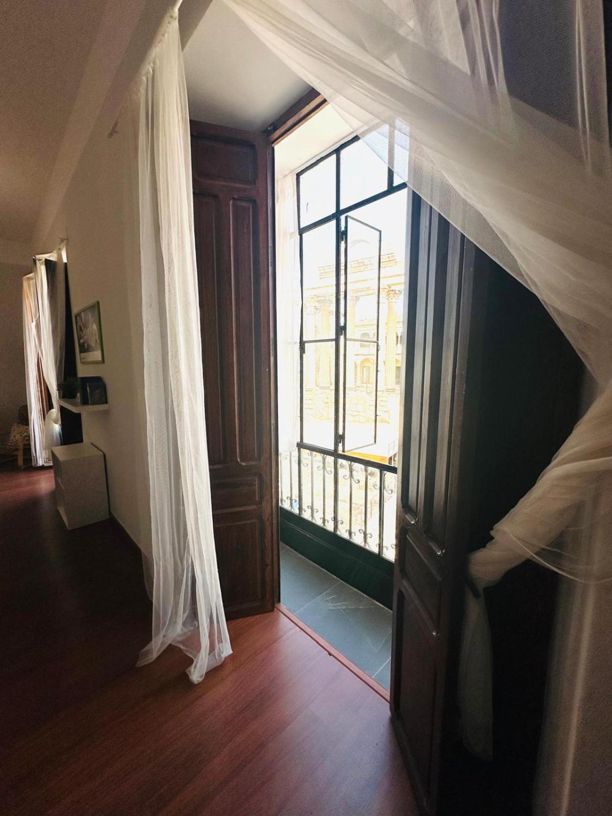 Apartamentos Templo Diana -Vistas Historicas- Мерида Экстерьер фото