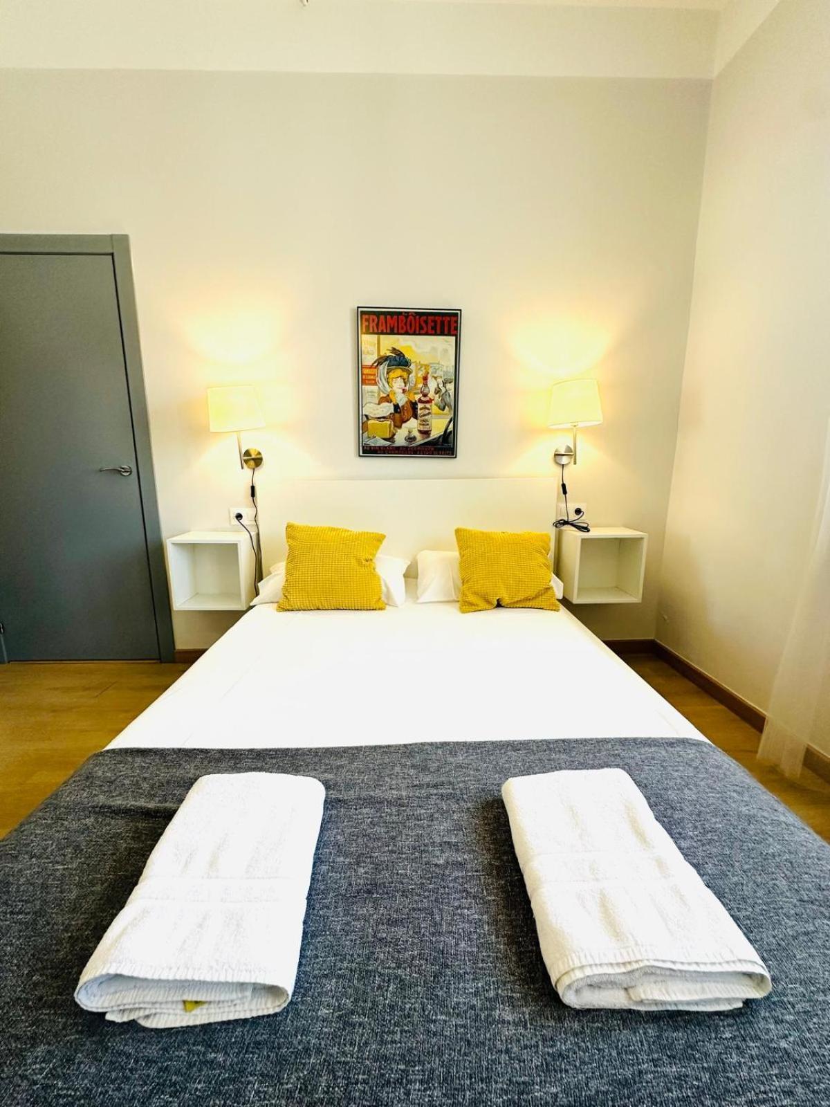 Apartamentos Templo Diana -Vistas Historicas- Мерида Экстерьер фото