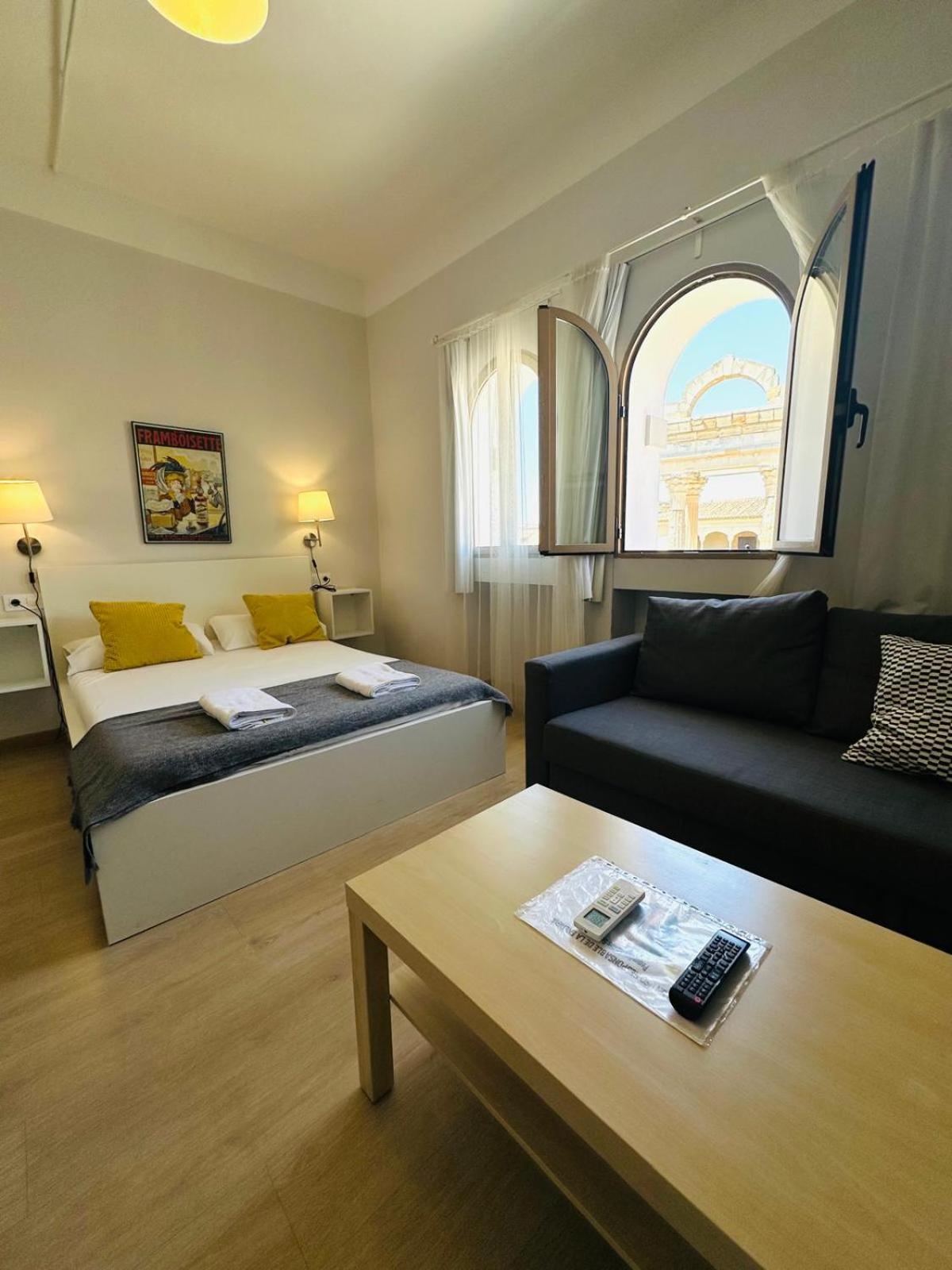 Apartamentos Templo Diana -Vistas Historicas- Мерида Экстерьер фото